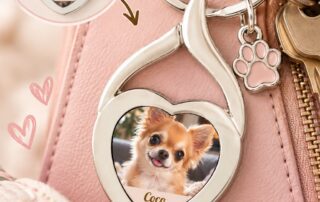 pink dramatic personalized dog keychain-pinkdramatic.com-pink dramatic personalized gifts